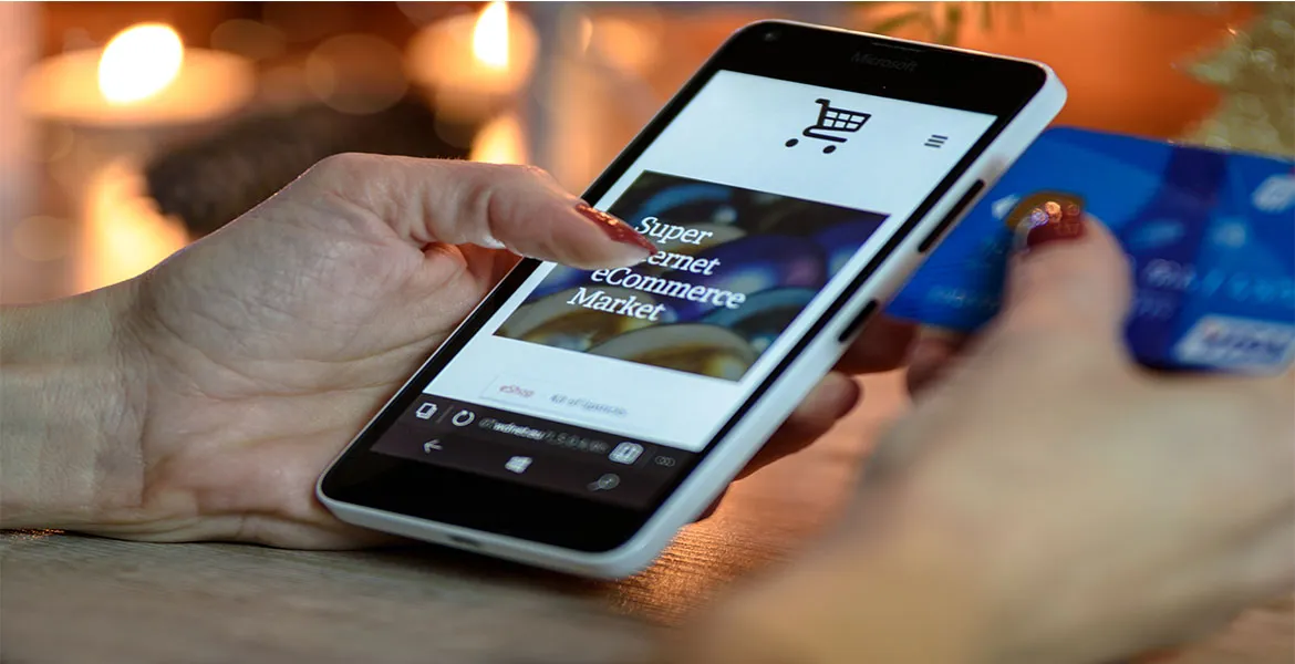 PERKEMBANGAN E-COMMERCE DI INDONESIA
