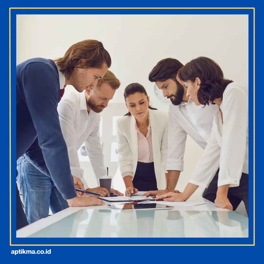 meningkatkan strategi operasional